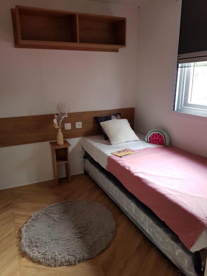 Mobilhome La Carabasse Vias Bagian luar foto